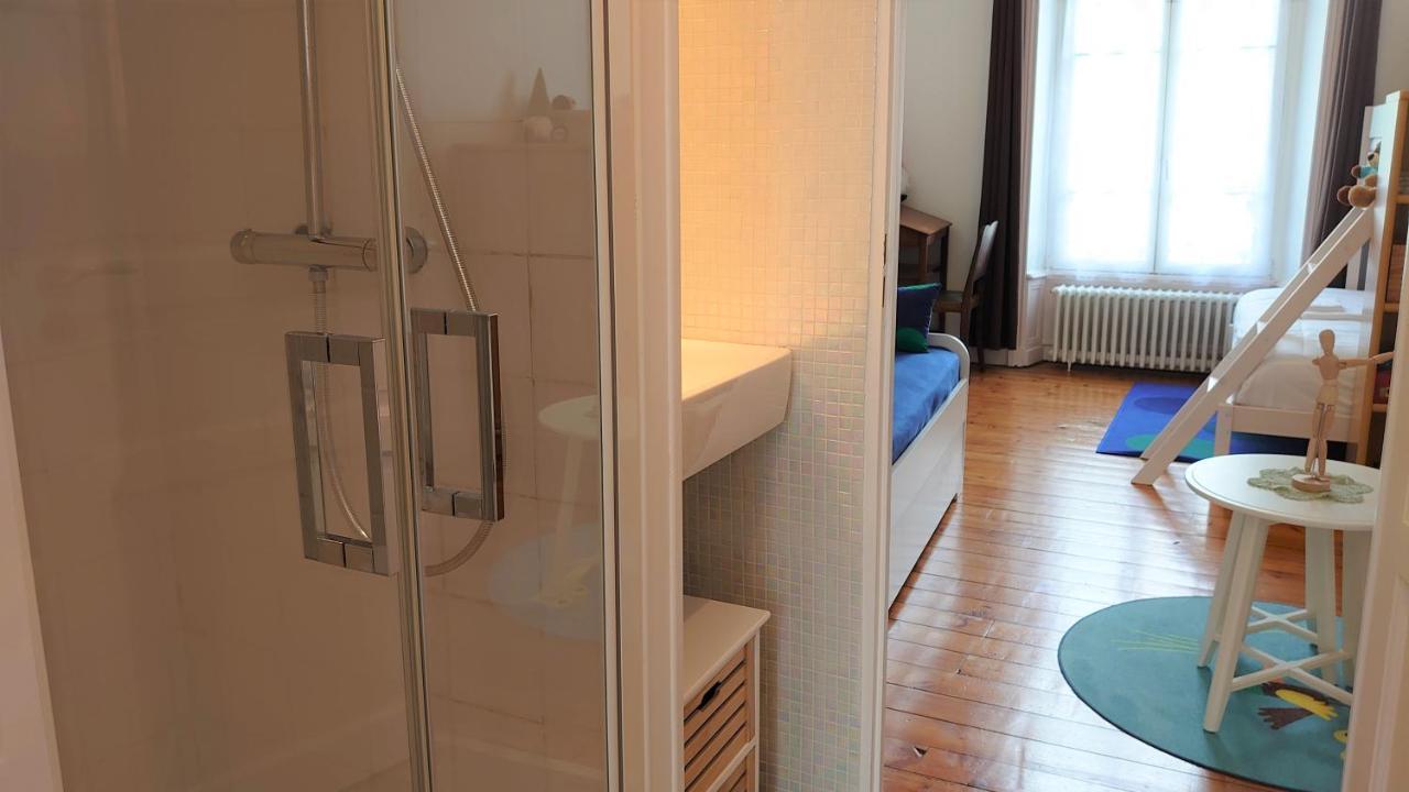 La Maison Serrurier - Chambres D'Hotes Морле Екстериор снимка