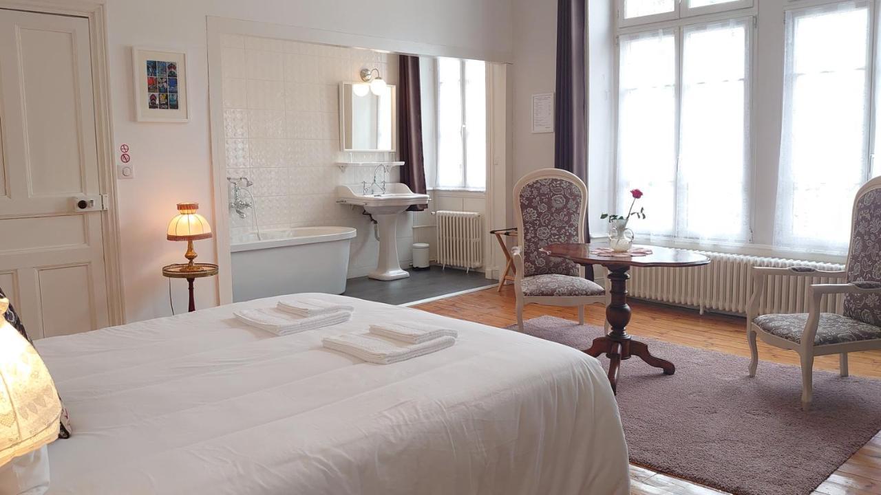 La Maison Serrurier - Chambres D'Hotes Морле Екстериор снимка