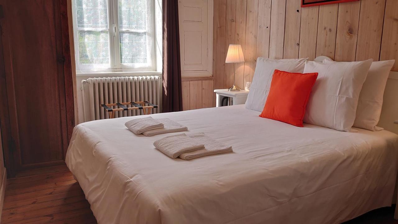 La Maison Serrurier - Chambres D'Hotes Морле Екстериор снимка