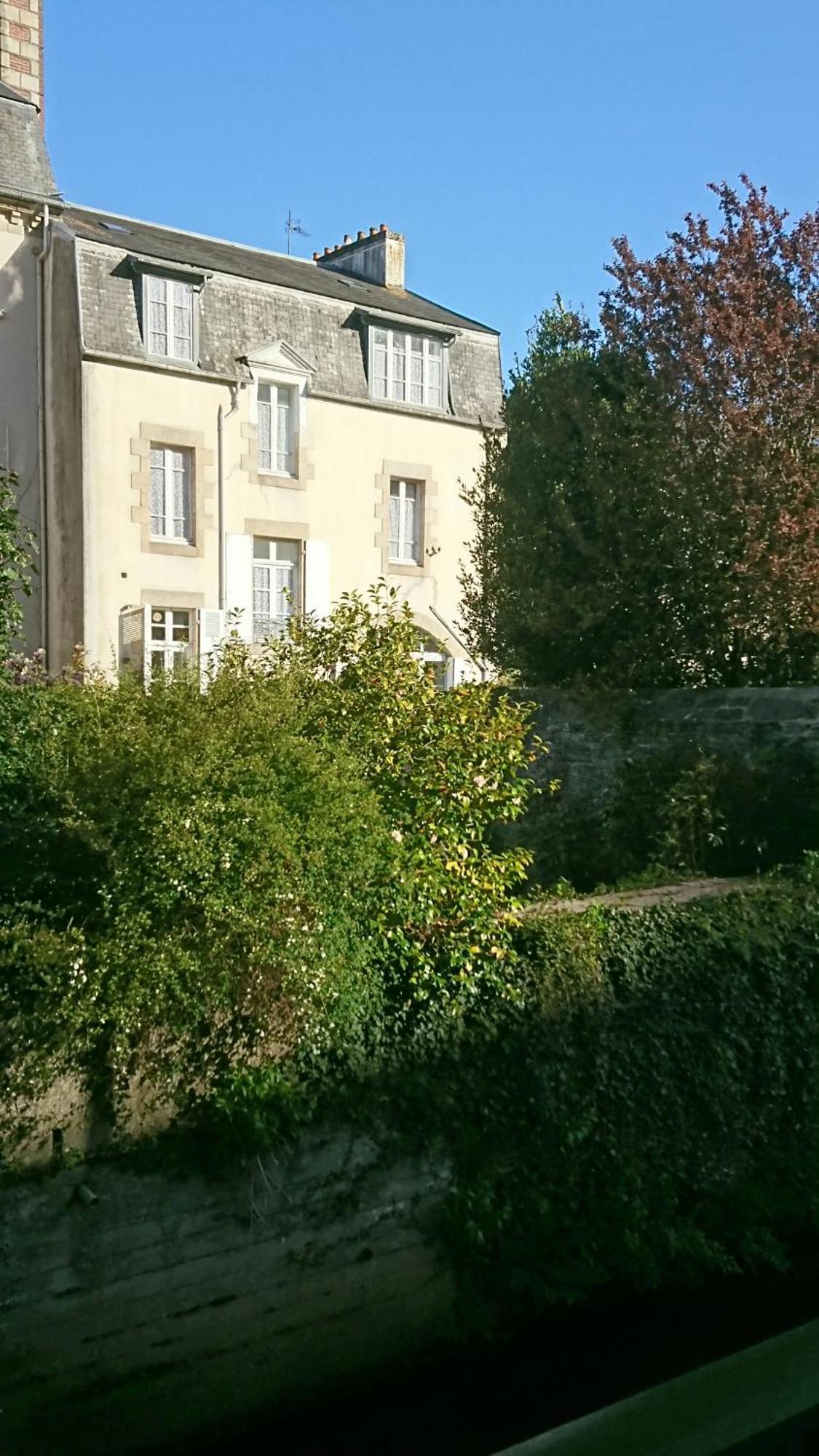 La Maison Serrurier - Chambres D'Hotes Морле Екстериор снимка